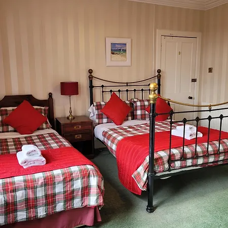 Dunallan Guest House-2