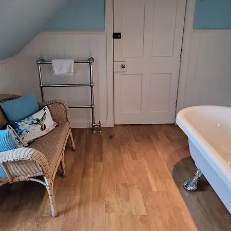 Dunallan Guest House-3